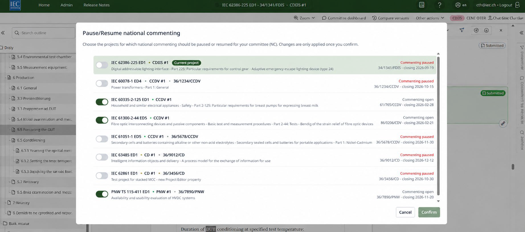 Pause and resume commenting interface.